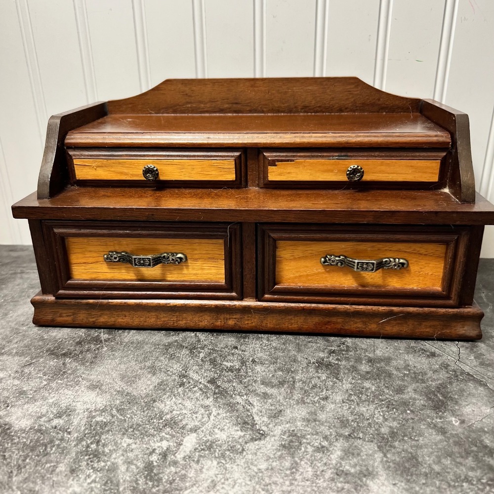Vintage Two Tone Wooden Jewelry Box | *SEE NOTE | Cottage